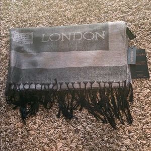 “London” scarf